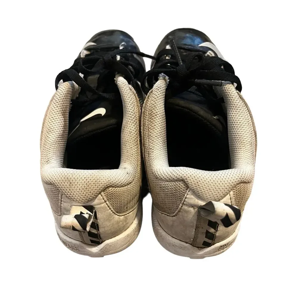 Nike football cleats vapor size 6